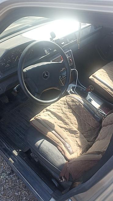 Mercedes-Benz W124: 1990 г., Механика, Бензин