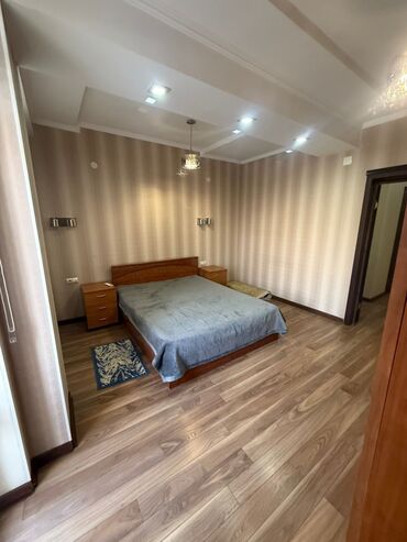 продаю квартиру по улице советская донецкая: 3 бөлмө, 77 кв. м, Элитка, 6 кабат, Евроремонт