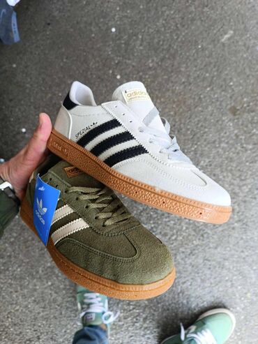 Patike: Adidas, 43 — 5