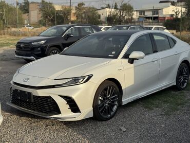 машына тайота камри: Toyota Camry: 2025 г., 2 л, Автоматтык, Гибрид, Седан