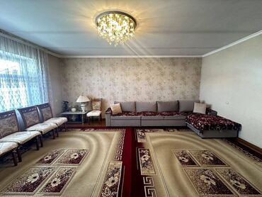 дом шевченко: 155 м², 4 комнаты, Старый ремонт