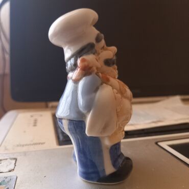 Duz istiot qabları: Farfor duz qabı satılır. - Duz qabı Quba şəhərindədir. - Şamaxinkaya — 5