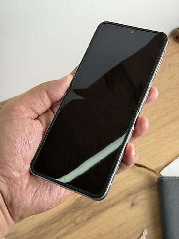 флешка 256 гб: Samsung Galaxy Z Flip 6, Б/у, 256 ГБ, цвет - Серебристый, 2 SIM — 8