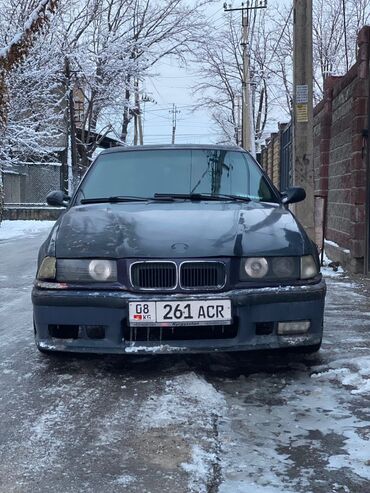 обшивка бмв: BMW 3 series: 1992 г., 1.6 л, Механика, Бензин, Седан