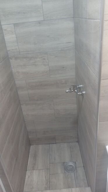 Fasaderi, radnici na završnim radovima: Usluga: Keramičar – profesionalno postavljanje keramičkih pločica — 22