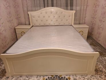 Спальные гарнитуры: Спальный гарнитур, Двуспальная кровать, Металл, цвет - Белый — 4