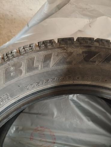 Шина Bridgestone Blizzak, зимняя (нес шипованная), размер 205/55 R16