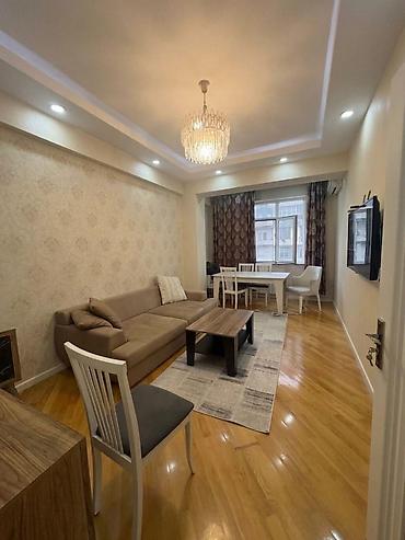 şamaxinka: 🏠 2 otaqlı evə 1 xanım ev yoldaşı axtarılır 📍 20 Yanvar mst – — 1