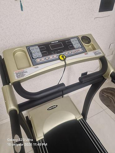 kuklalar evi: Beqavoy PROTEUS-8860 professional 150kq ceki goturur. Cox iri — 9