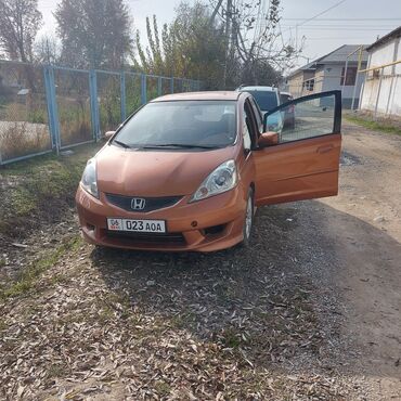 Honda: Honda Fit: 2010 г., 1.5 л, Автомат, Бензин