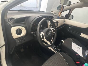 Toyota: Toyota Yaris: 1.4 l. | 2012 έ. Χάτσμπακ — 12