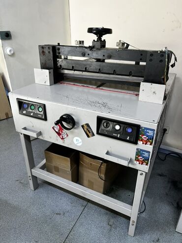 пищевые пакеты: Продаю бумагорезательный станок (Paper Cutter) Type 6550Ds Продаётся