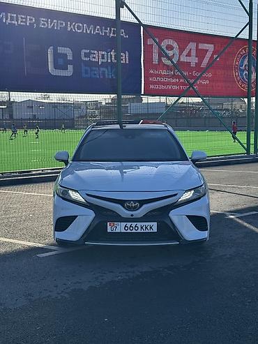 Toyota: Toyota Camry: 2018 г., Автомат, Бензин, Седан — 12