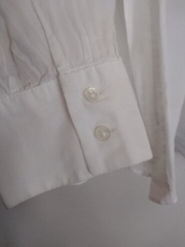 Köynək və bluzalar: 38-40 razmer brend koftalar. Biri 8m — 13