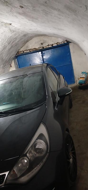 Kia: Kia Rio hatchback - Kuzov: 5 qapılı hatchback, tünd boz rəng - — 9