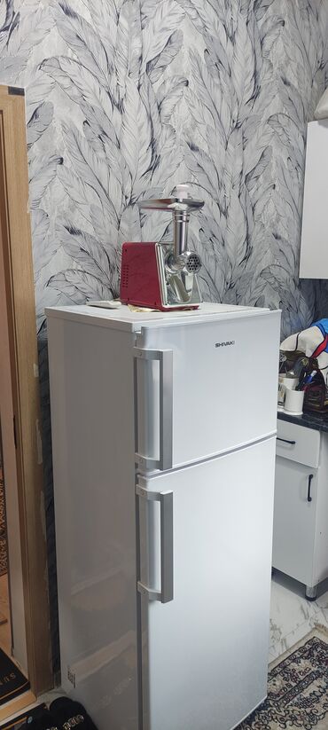 Giriş qapıları: Həyət daxili qapı və giriş komplekti - Material: metal qapı, üzərində — 15