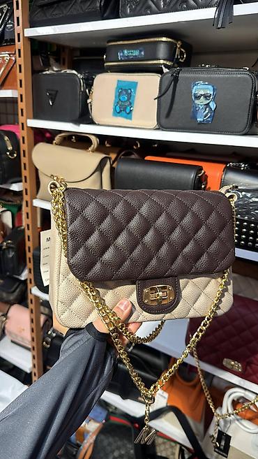 torba od teksasa: Ženska torba preko ramena – quilt dizajn sa zlatnim lancem - Model — 3
