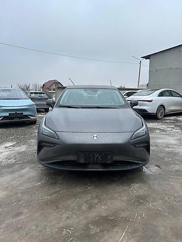 Zeekr: Zeekr : | 2023 г. Седан — 1