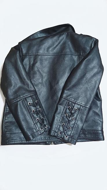 Qara dəri görünümlü biker üslubunda gödəkçə - Material: dəri effektli