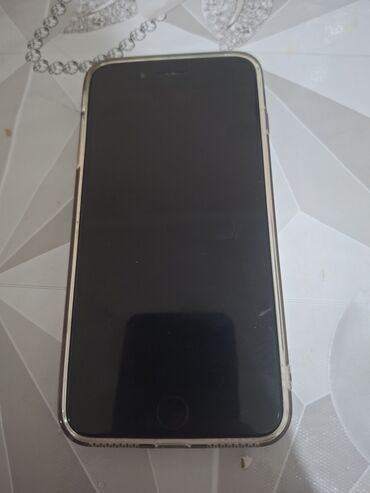 Apple iPhone: IPhone 7 Plus, Черный, Чехол — 1