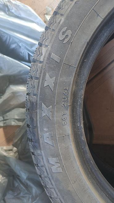 r17 mekab: Зимняя шина Maxxis ArcticTrekker - Размер: 215/55 R17 - Индекс — 4