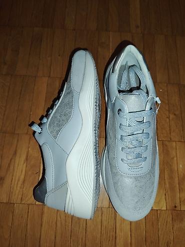 kappa m: Geox Respira ženske patike – svetlosive/metallic srebrne Ug 24,5 - — 4