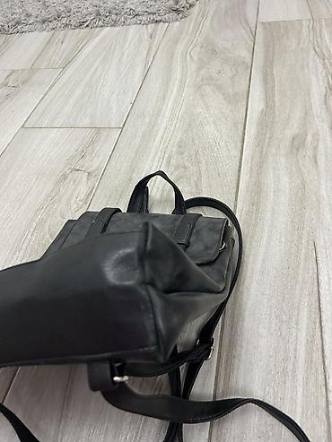 Modni rančevi: Michael Kors ženski ranac – crna boja sa sitnim oštećenjem vidi se na — 3