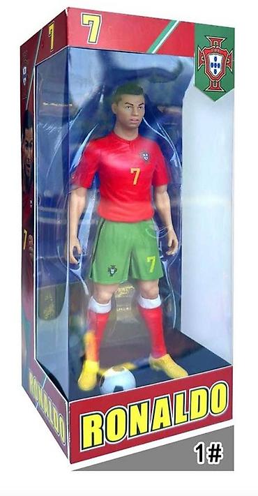 Figurice za decu: Fudbalske figure
Messi, Ronaldo, Neymar. Cena: 1500 din — 6
