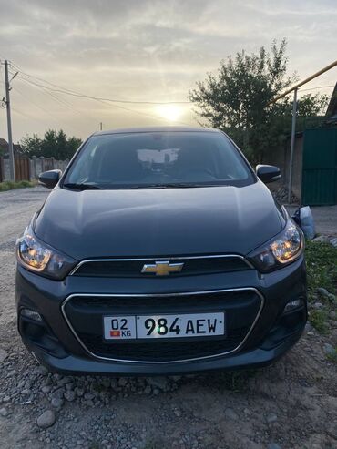 сюрф машина: Chevrolet Spark: 2018 г., 1 л, Вариатор, Бензин, Хэтчбэк