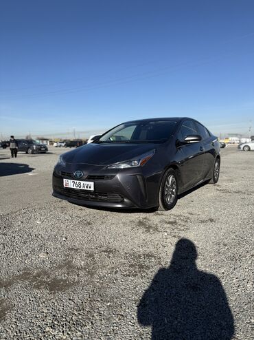 Toyota: Toyota Prius: 2019 г., 1.8 л, Вариатор, Гибрид, Хэтчбэк — 1