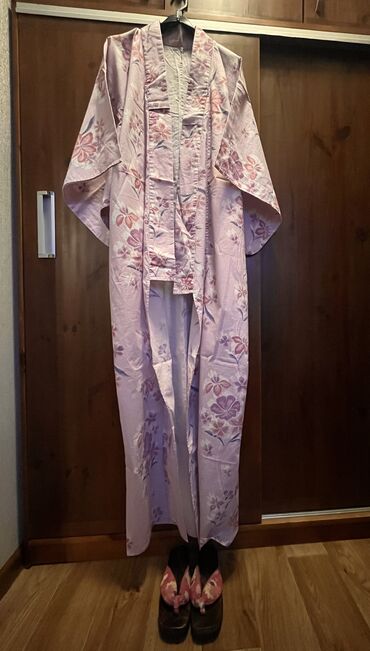 японская одежда: Юката – кимоно для лета, за счет натуральности ткани дышит и дарит