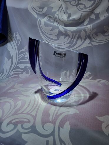 Ostali kućni dekor: Vaza nova,kristal,rucni rad,duvana usnama. Krasno Poljska. 80te — 1