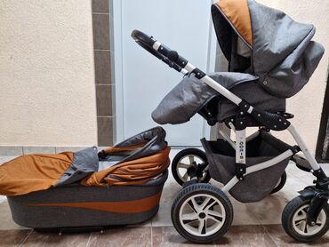 коляска peg perego: Коляска, цвет - Серебристый, Б/у