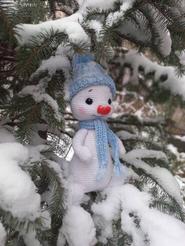 снеговик костюм: Продаю игрушки ручной работы. 1) снеговик 1600 с. 2) лисенок 1600 с