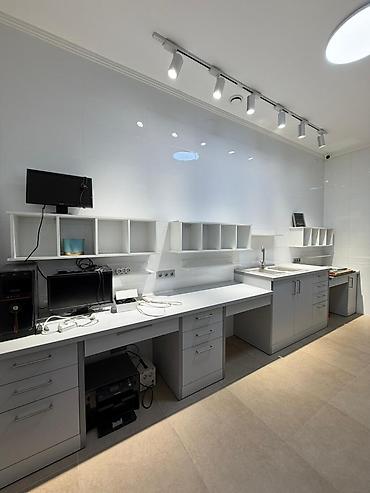 Продажа помещений свободного назначения: 🏢 Продаётся Идеальное коммерческое помещение 412 м2 ЖК Лондон 📍 — 3