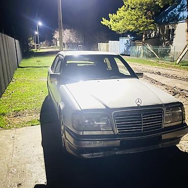реснички 124: Mercedes-Benz W124: 1993 г., 2.2 л, Механика, Бензин, Седан — 5