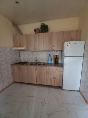 Uzunmüddətli kirayə mənzillər: 1 mərtəbəli 2 mərtəbəli evdə 2 otaqlı ayrı mənzil kirayə verilir — 5