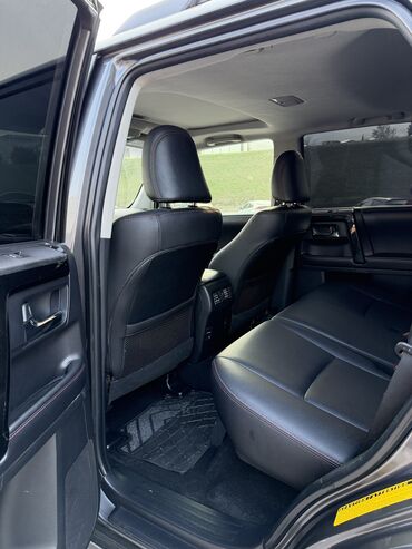 Toyota: Toyota 4Runner: 2019 г., 4 л, Автомат, Бензин, Внедорожник at lalafo.kg — 20 Toyota: Toyota 4Runner: 2019 г., 4 л, Автомат, Бензин, Внедорожник — 20