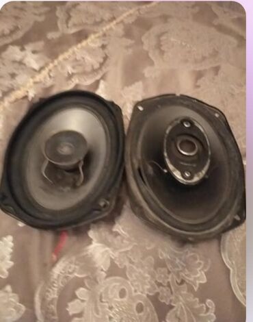 фольксваген тигуан л с: Gencede satilir pioner kalonka 440vt orginaldi biri o biri 600vt