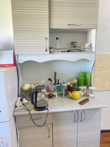 3d модель: Кухонный шкаф сатылат, баасы 8000 сом