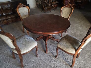 Stilski trpezarijski stolovi: Stilski trpezarijski stolovi na lalafo.rs — 3 Stilski trpezarijski stolovi: Stilski trpezarijski stolovi — 3