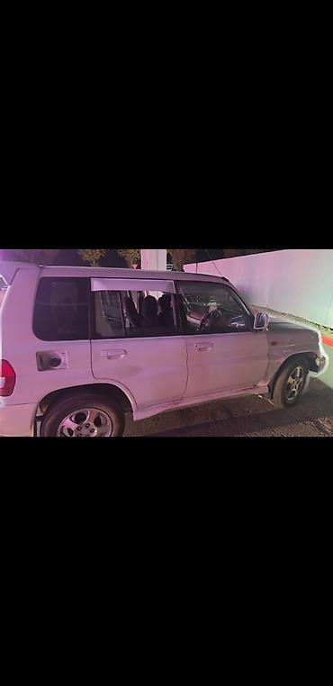 s4 2 2: Mitsubishi Pajero iO: 2000 г., 1.8 л, Автомат, Бензин, Внедорожник — 4