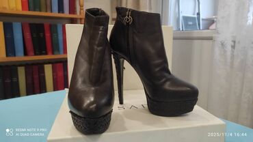 Сапоги: Женская обувь, набор из 4 пар. 1) Ботильоны на высокой шпильке с — 1