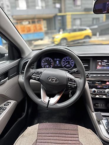 Hyundai: Hyundai Accent: 2019 г., 2 л, Автомат, Бензин, Седан — 5