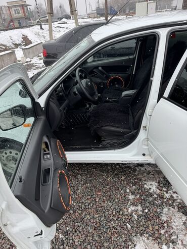 ВАЗ (ЛАДА): ВАЗ (ЛАДА) Granta: 2012 г., 1.6 л, Механика, Седан — 3