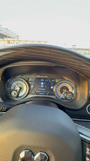 Dodge: Dodge Ram 1500: 2022 г., 5.7 л, Автомат, Бензин, Пикап — 14