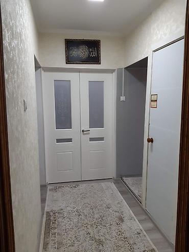 7 1: 3 комнаты, 80 м², 7 мкр 105 серия, 1 этаж, Косметический ремонт — 6