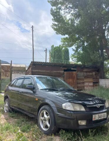 Mazda: Mazda 323: 1999 г., 1.6 л, Механика, Бензин, Хэтчбэк