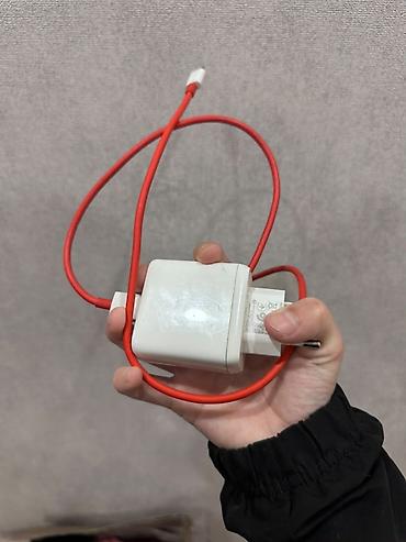 Мобильные телефоны и аксессуары: OnePlus 13T, Б/у, 256 ГБ, цвет - Серебристый, 2 SIM — 2