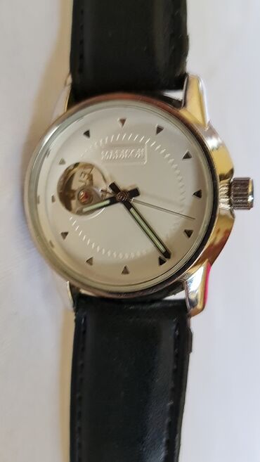 Ručni satovi: Muski sat na navijanje, sve radi bez mane — 1